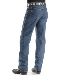 Wrangler Men's 47MWZ Dark Wash Cowboy Cut Regular Prewashed Jeans